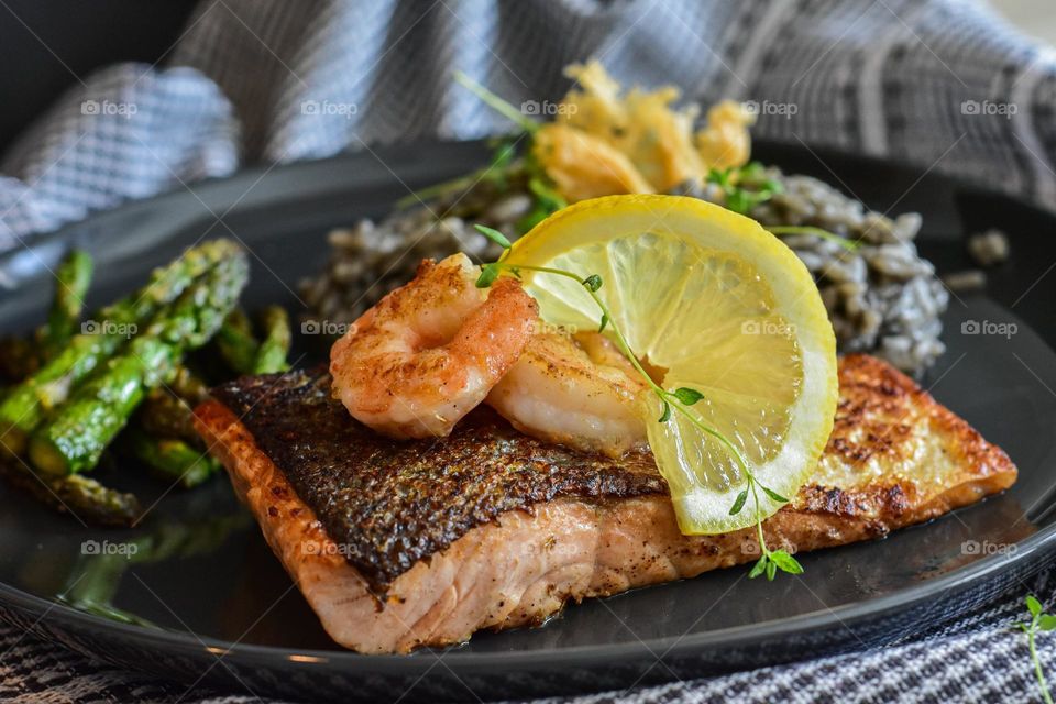 Delicious sea food fried fish and shrimp meals