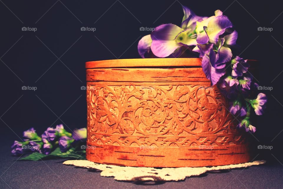 casket carved with flowers