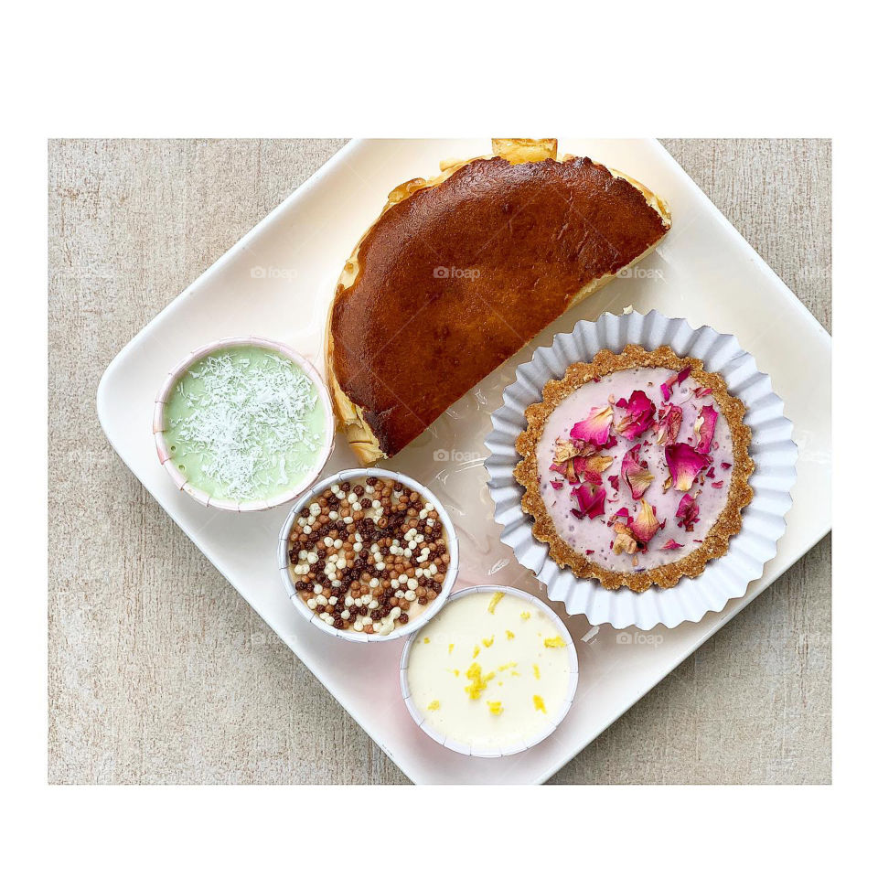 Omakase box of tofu tarts and tofu cups and basque burnt cheesecake 