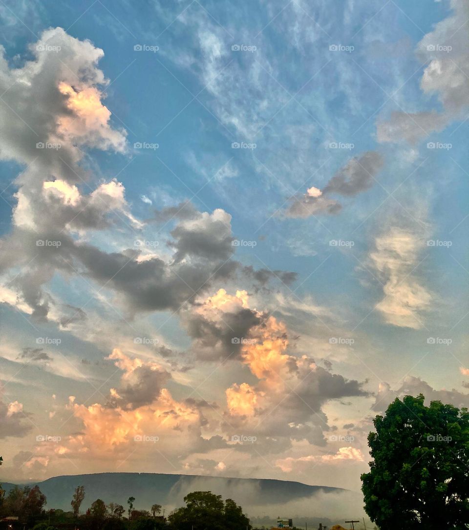 🌄🇺🇸 An extremely beautiful dawn in Jundiaí, interior of Brazil. Cheer the nature! / 🇧🇷 Um amanhecer extremamente bonito em Jundiaí, interior do Brasil. Viva a natureza! 