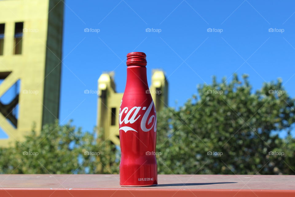 red soda can