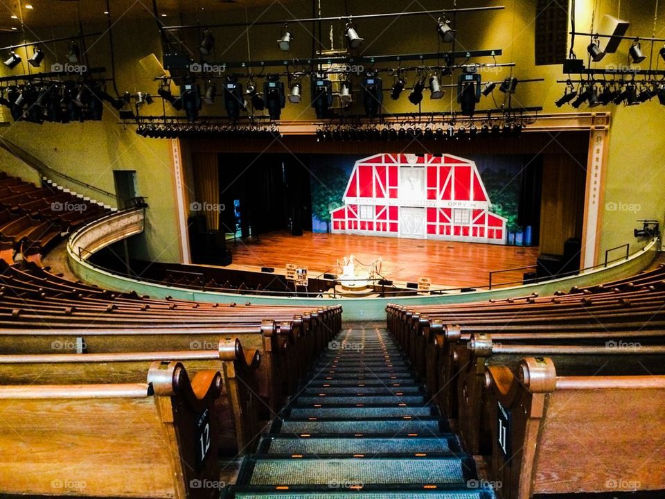 Ryman Auditorium seating