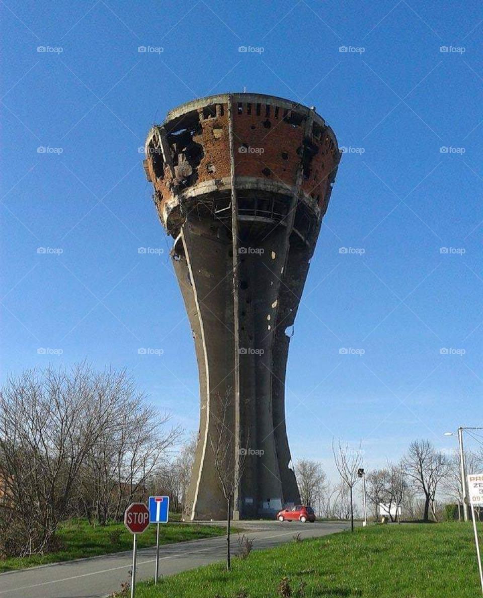 Vukovar database monument
