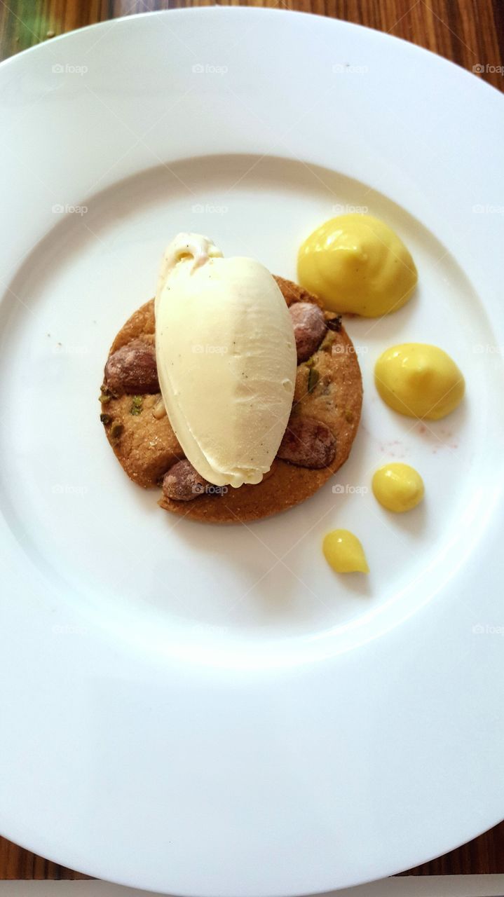 biscuit, ice cream and cream