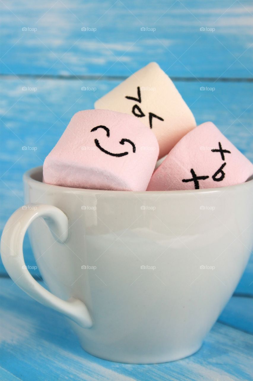 Happy marshmallows