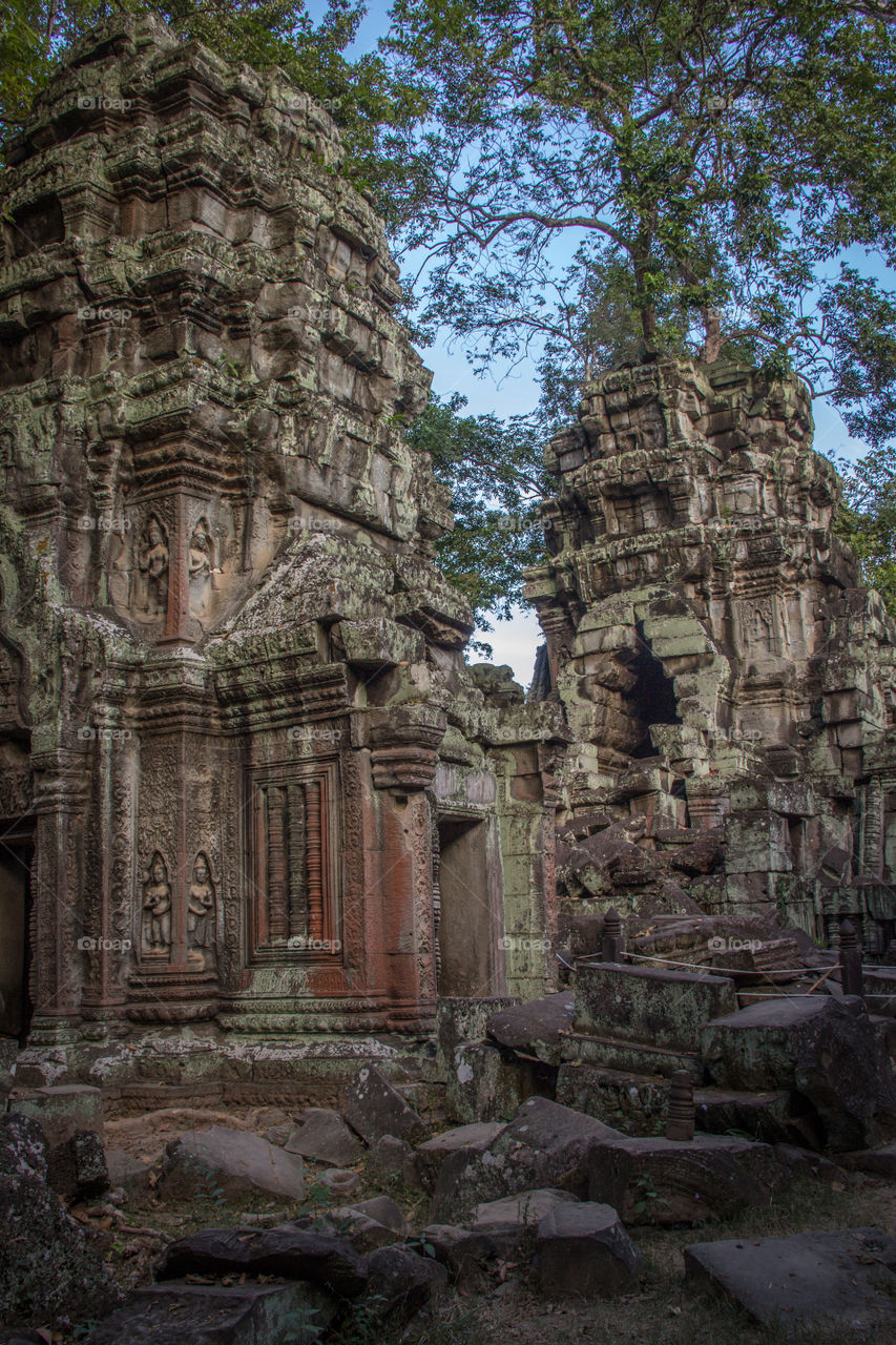 Photographer at Ta Phrom 