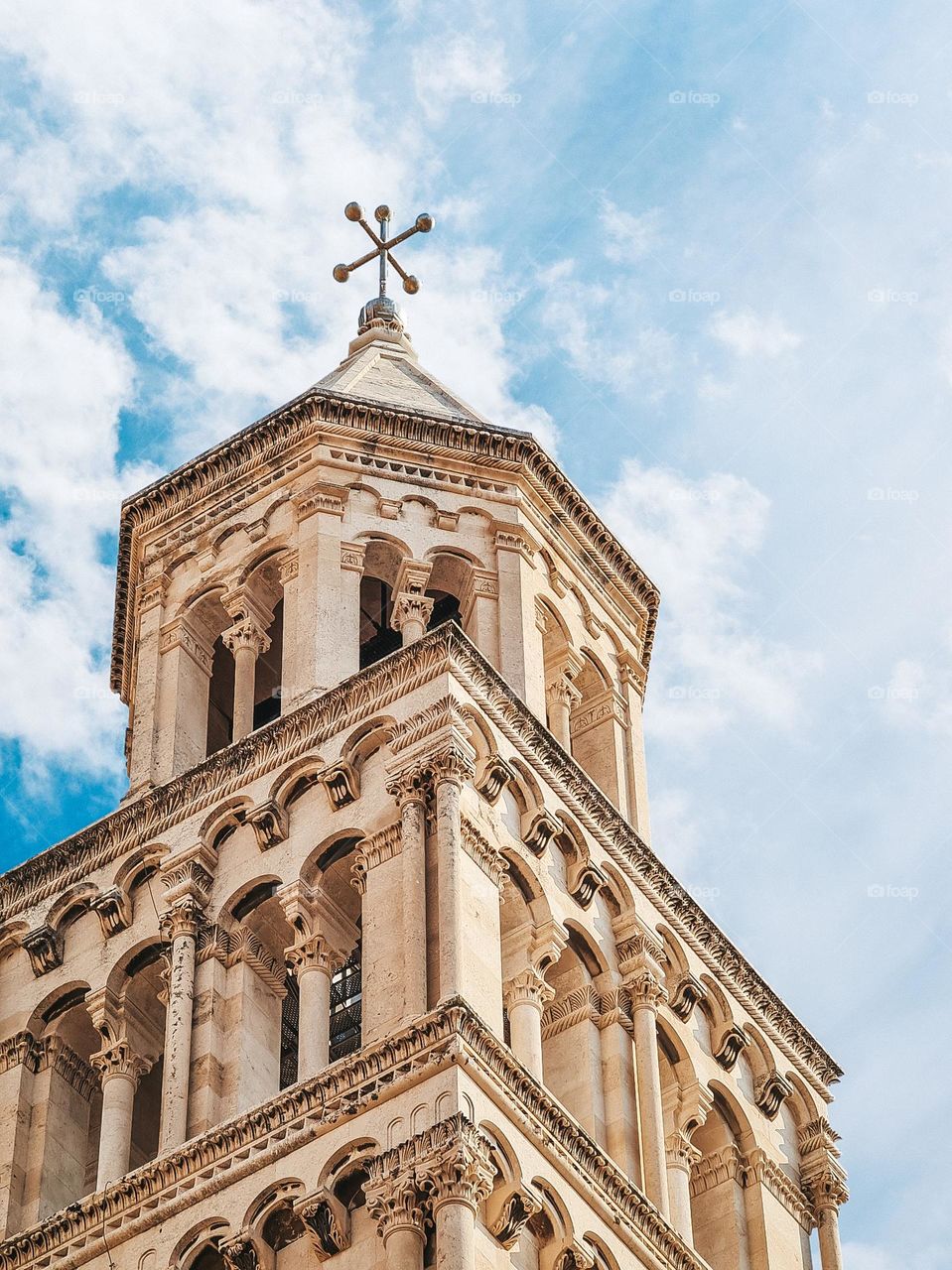 Dare to be different.  Each color in this photo will be experienced differently by each of us.  How beautiful life is.  Is it?