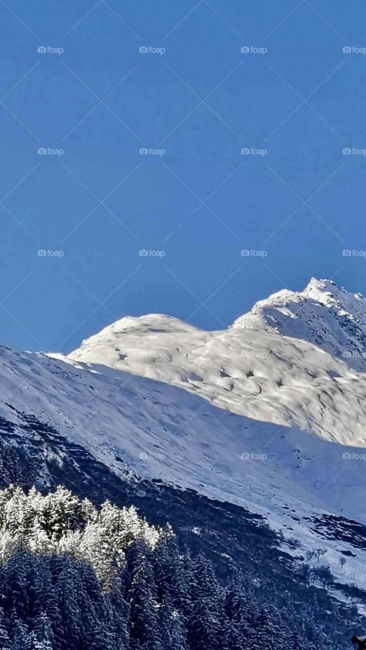 Mountain peaks winter 