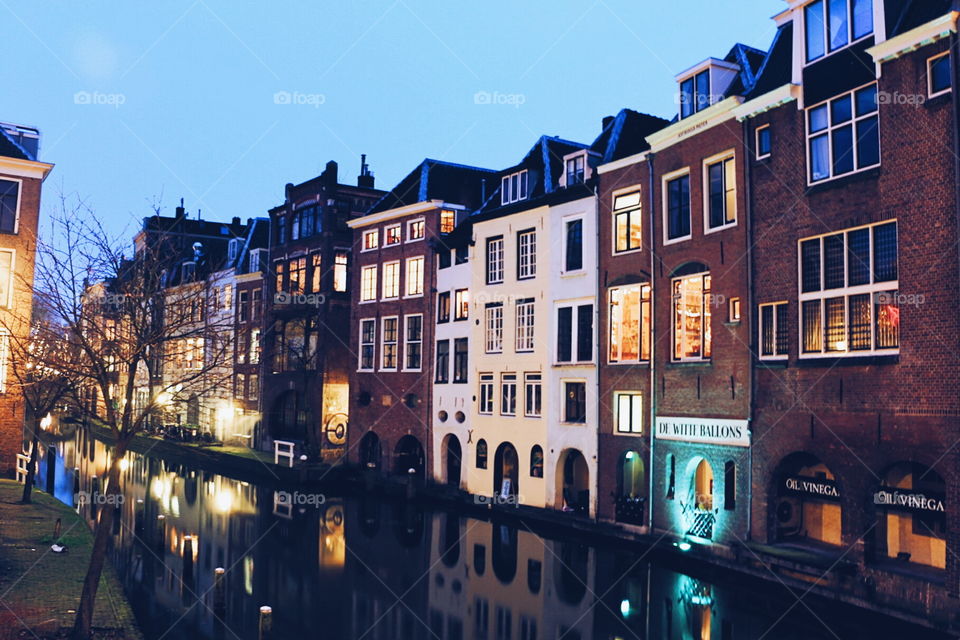 night photography Utrecht Canal