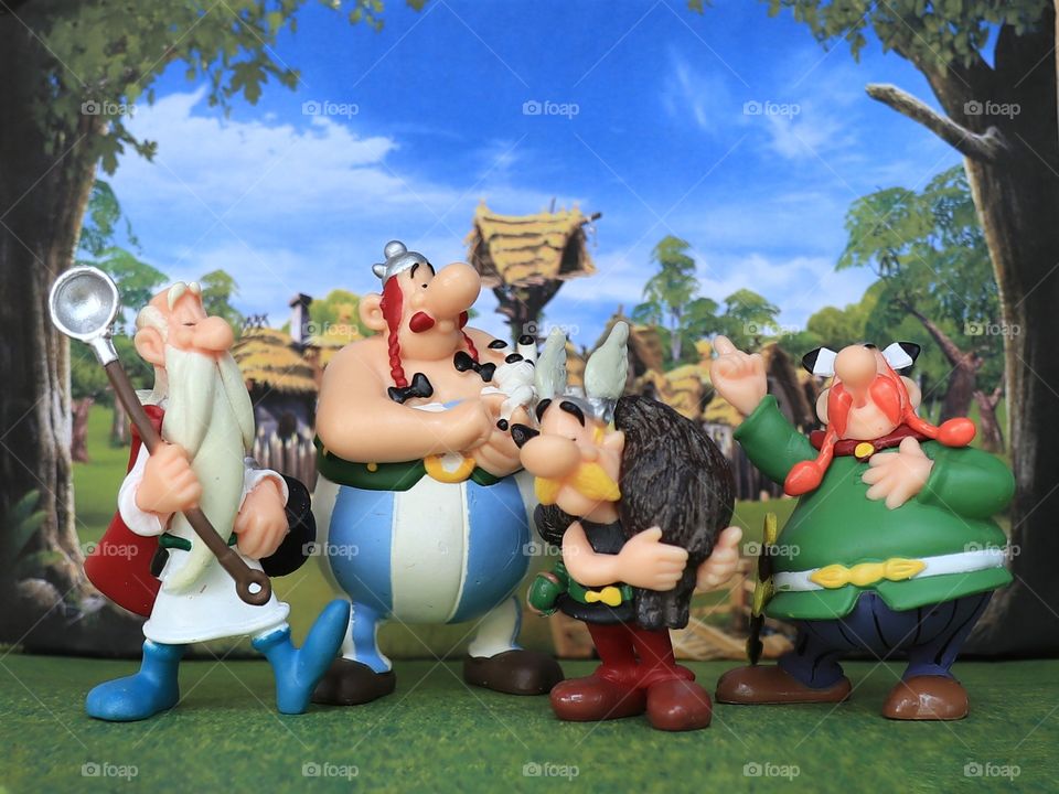 asterix and the gang on stage for group photo. tribute to uderzo and goscinny