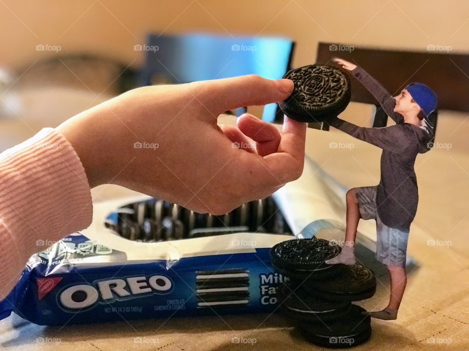 Oreo cookie and Miniature boy