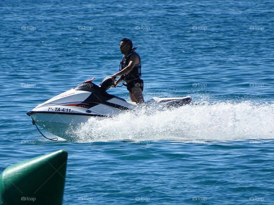 Jet ski