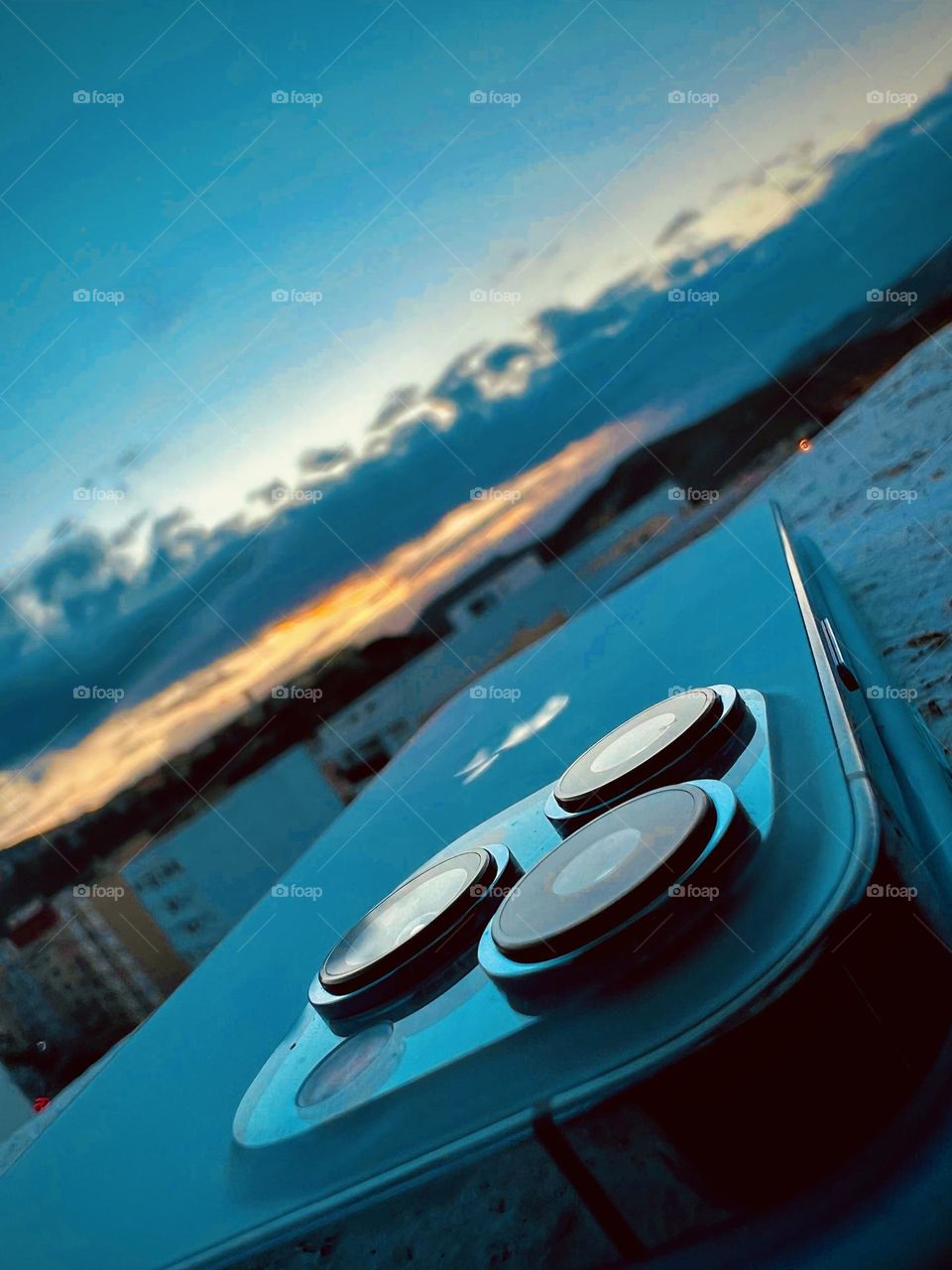 Beautiful iPhone 13 Pro
Max picture with sunset