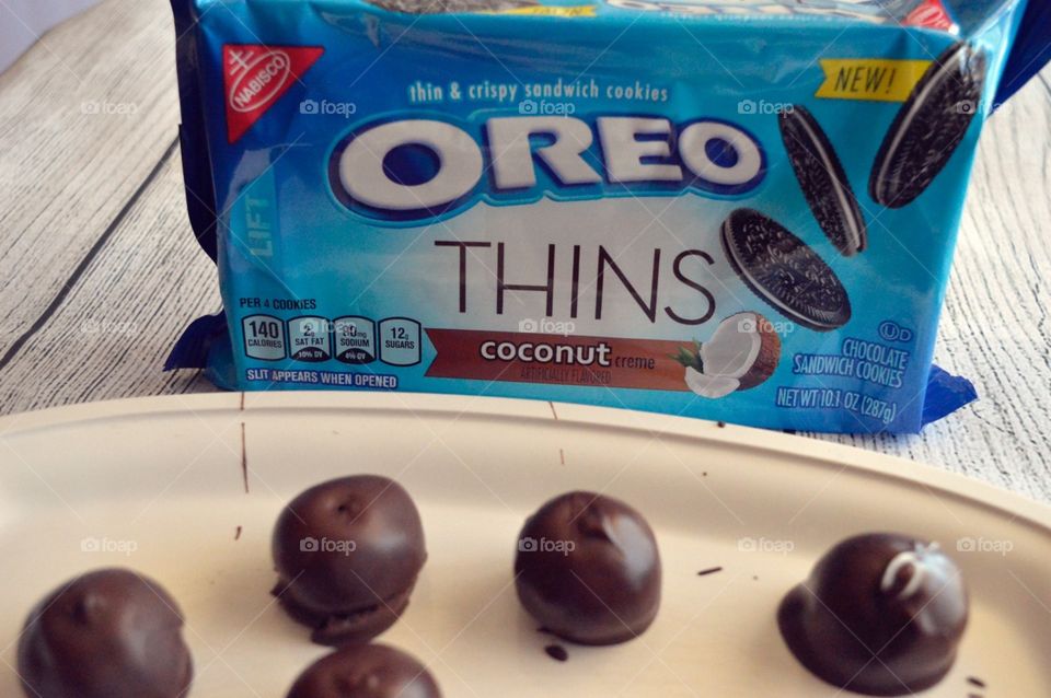 Oreo coconut thins cookies chocolate truffles balls