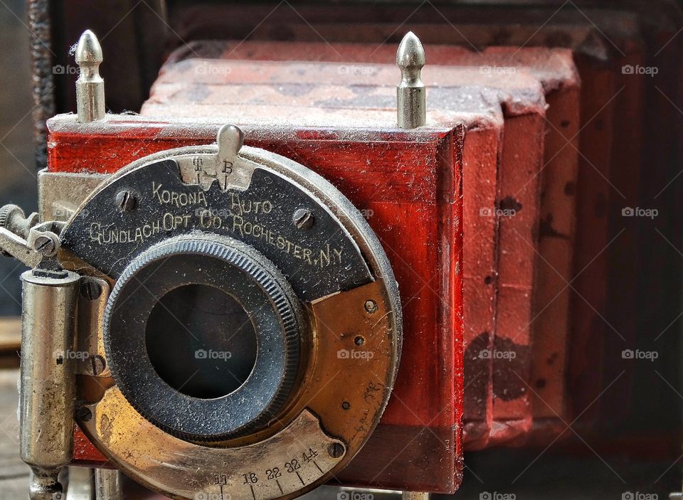 Antique Camera. 1890s Vintage Gundlach Korona Accordion Camera