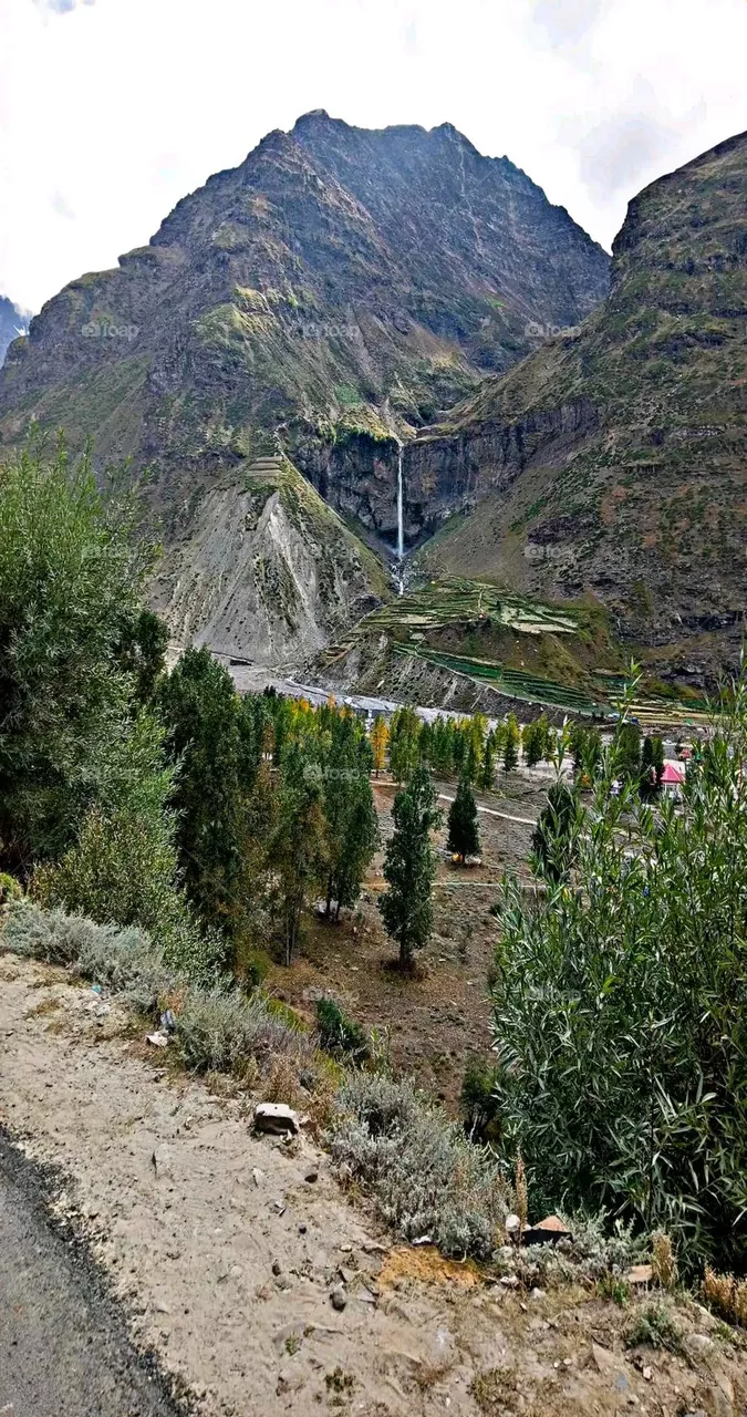 A most beautiful and attractive view of the mountains.