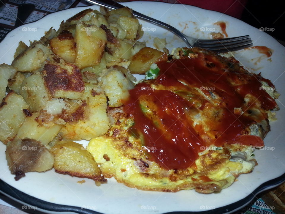 Veggie Omelet & homefries. my sisters breakfast the other morning