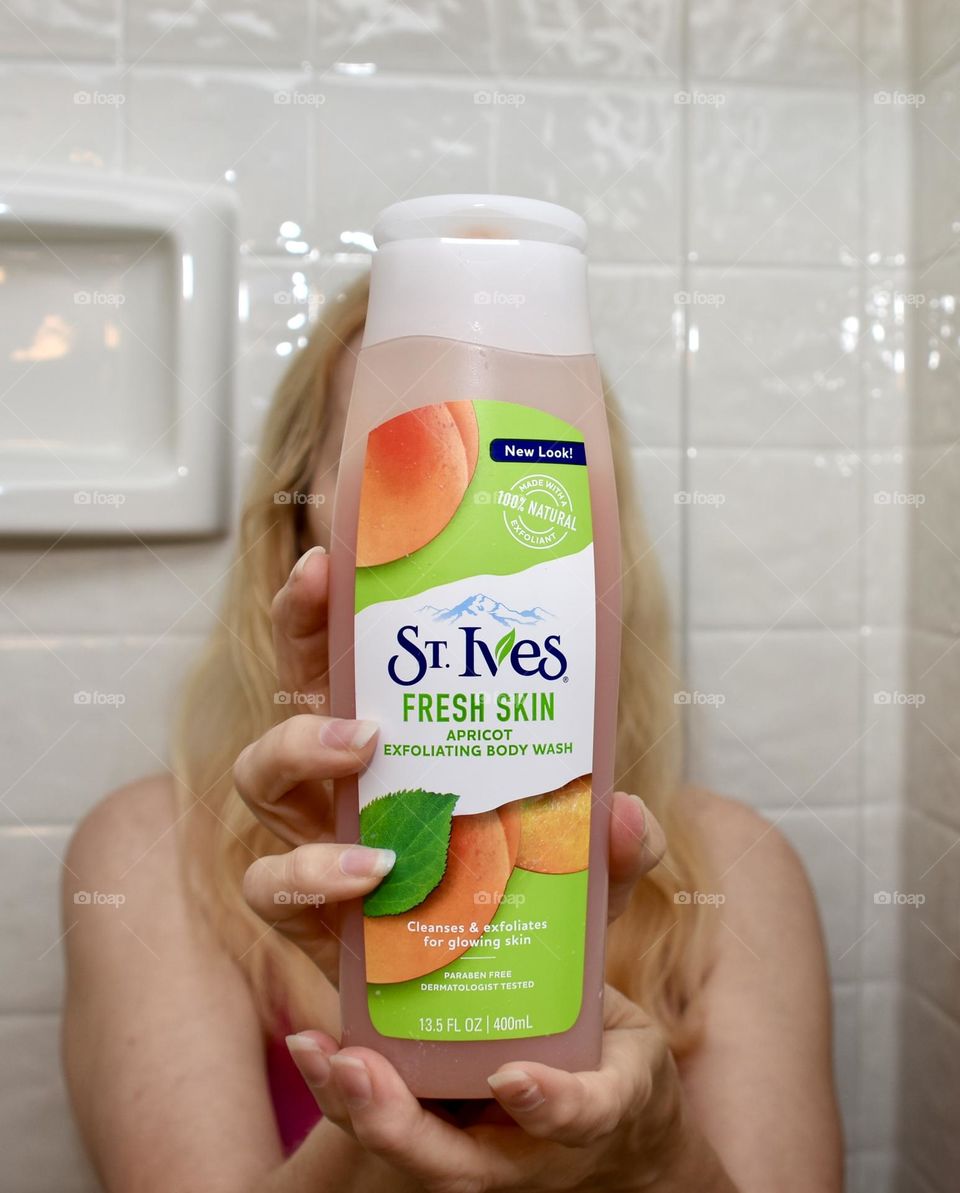 St Ives fresh skin body wash