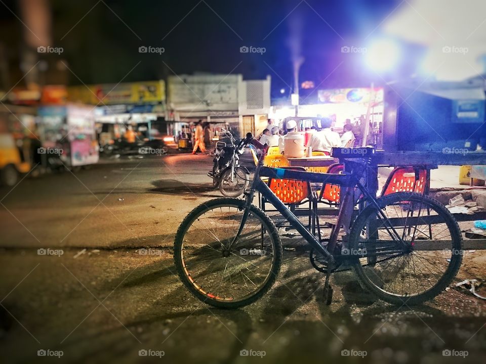 An Old Bicycle 🚲 . old bicycle 🚲 