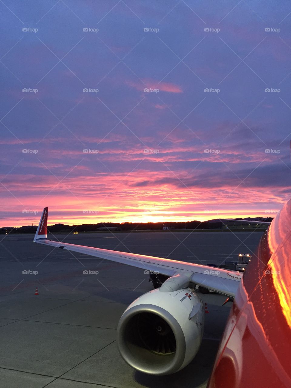 Sunrise, aircraft, Norwegian, Stavanger