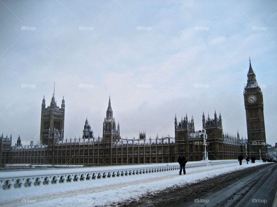 Snow on Westminster