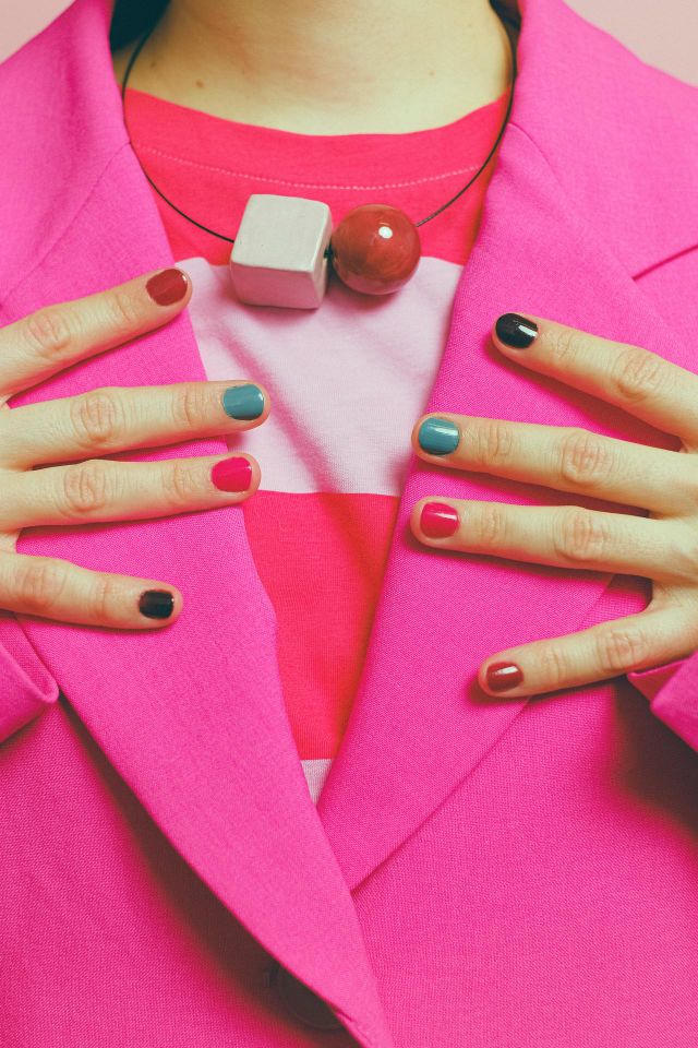 colored nails