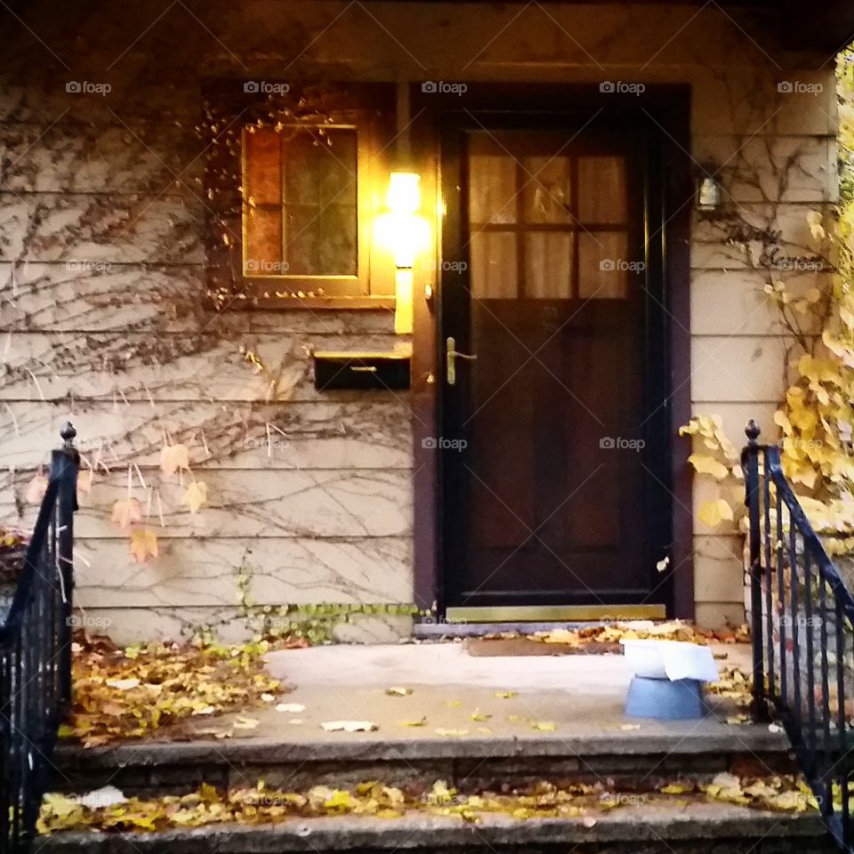 Ghoulish Autumn Stoop