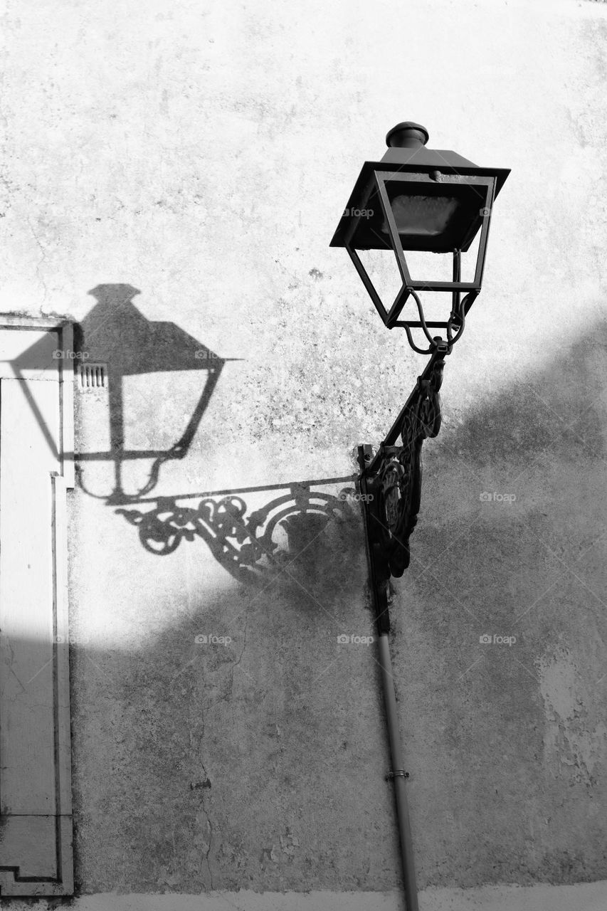 Street lamp and it’s shadow 