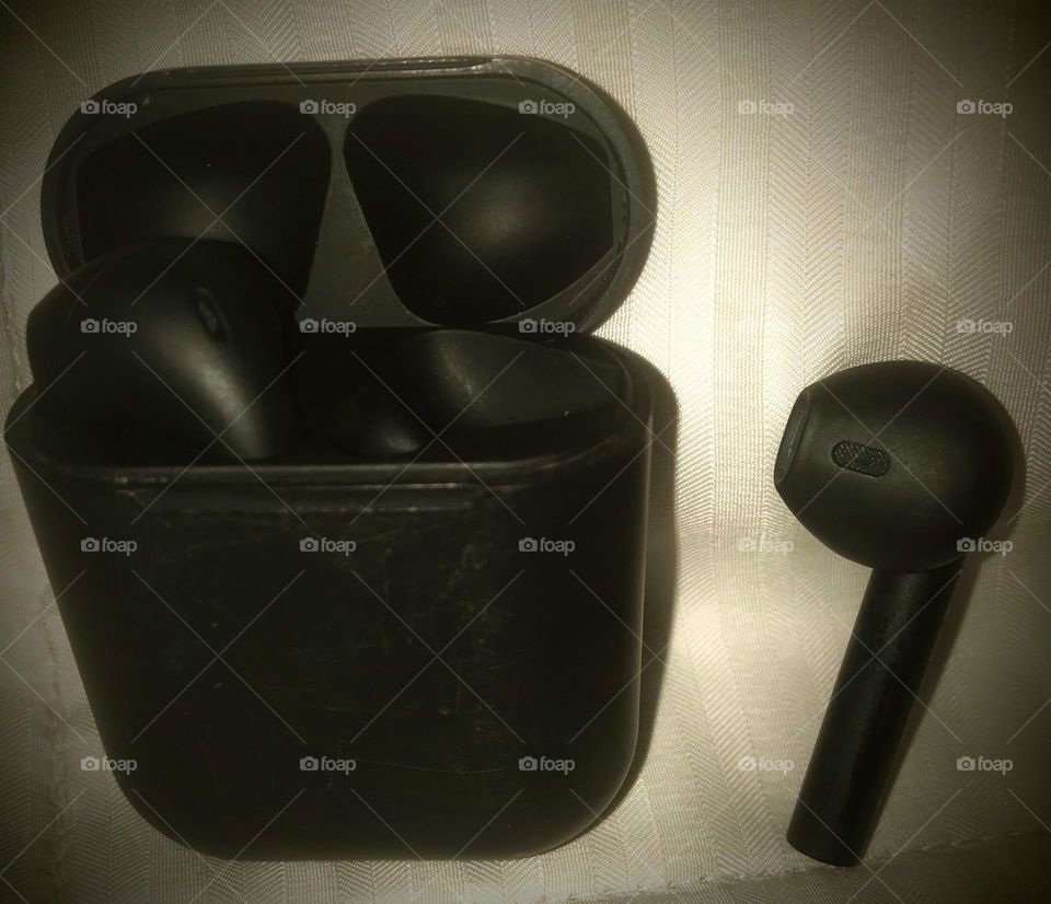 one of the product that i can never forget to take along on a vacation, is my earpod. this is convenient 