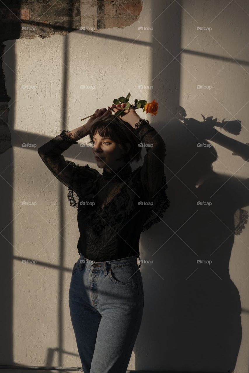 I would like describe this photo purpose the girls