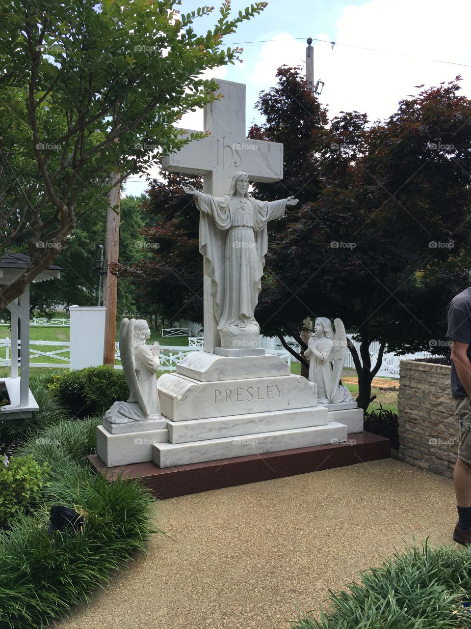 Gorgeous cross at Graceland 