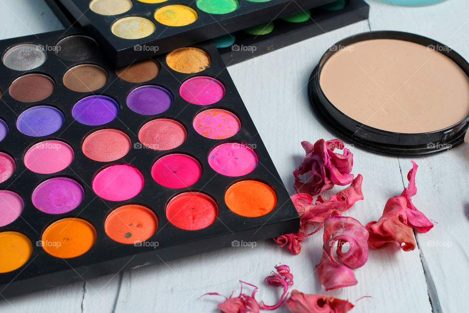 Cosmetics, makeup, ink, foundation, powder, blush, lipstick, personal care, perfume, beauty salon, female beauty, paint, palette, palette of shadows, palette for eyes, flower petals