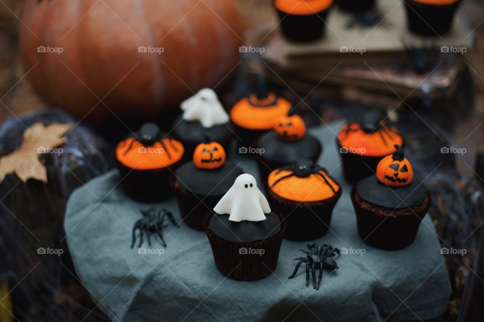 forest, night, holiday, decorations, snacks, fall, orange, black, mystery, Halloween, dark, glowing, candy, flashlight, ginger, fun, cute, fog, gloomy, burning, candle, flame, Jack, face, smile, autumn, symbol, skeleton, dark, above, scary, good, funny, background, lonely, sadness, darkness, magic, event, bat, Ghost, concept, trick, emblem, Phantom, pumpkin face, pumpkin, October, September, werewolf, mage, terrible, grim, supernatural, treat, trick or treat, horrible, wizard, Jack-lantern