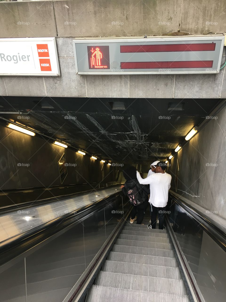 Going down to a Metro stop