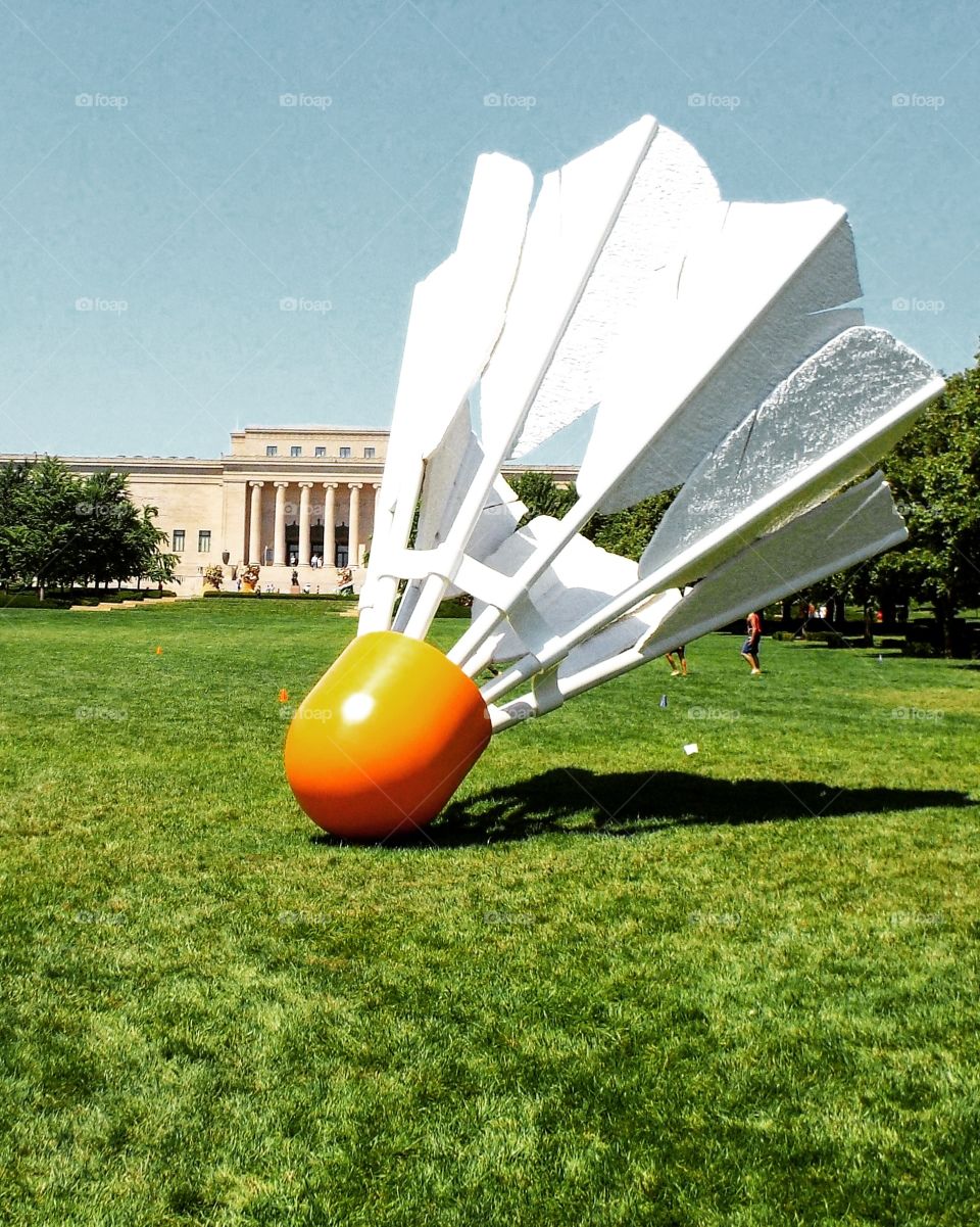 Shuttlecock in front of Nelson Atkins Art Museum, Kansas City Missouri