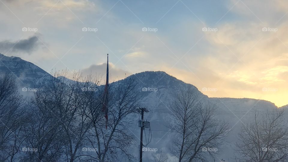 cloudy Mountain snow