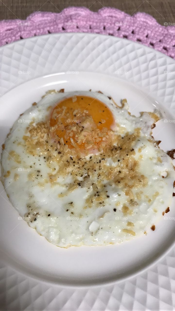 Details of a fried egg!