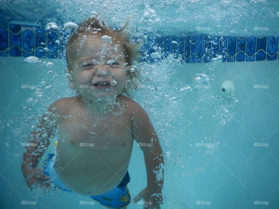 Swimming underwater fun 