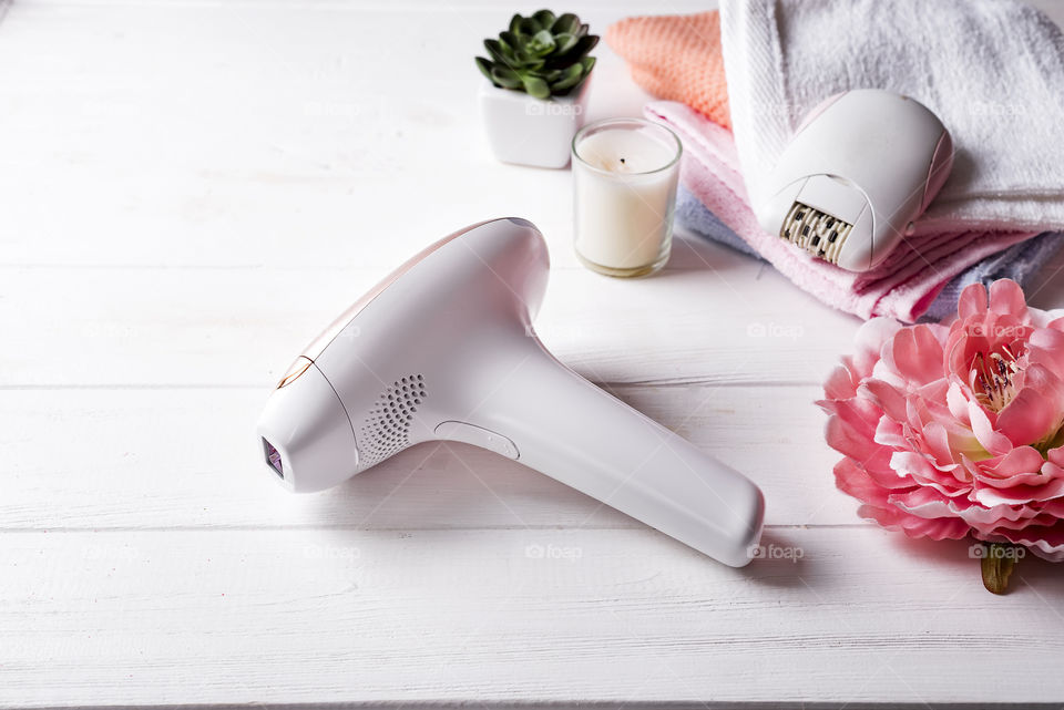 photoepilator in home