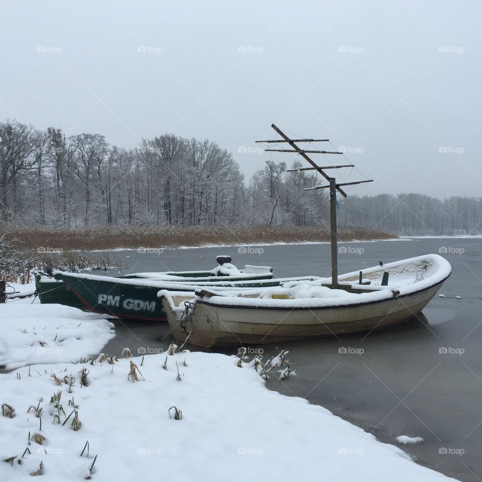 Vehicle, No Person, Transportation System, Water, Snow