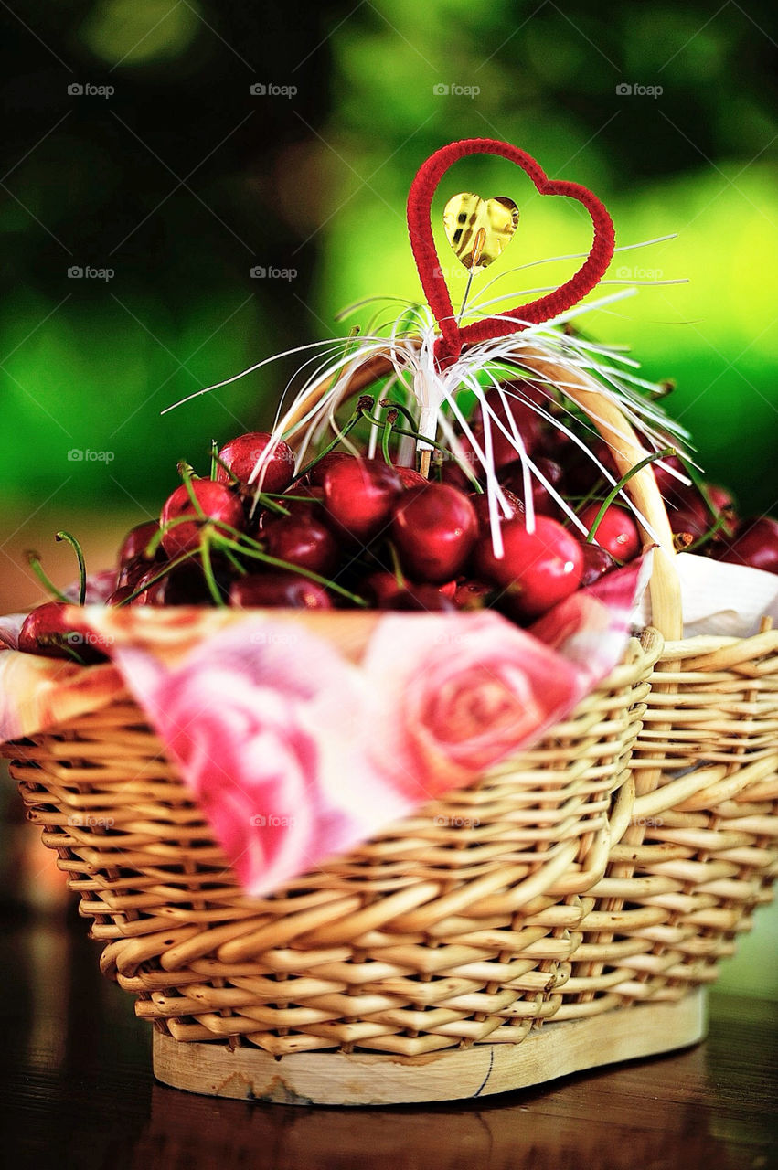 green table cherry heart by munda.net