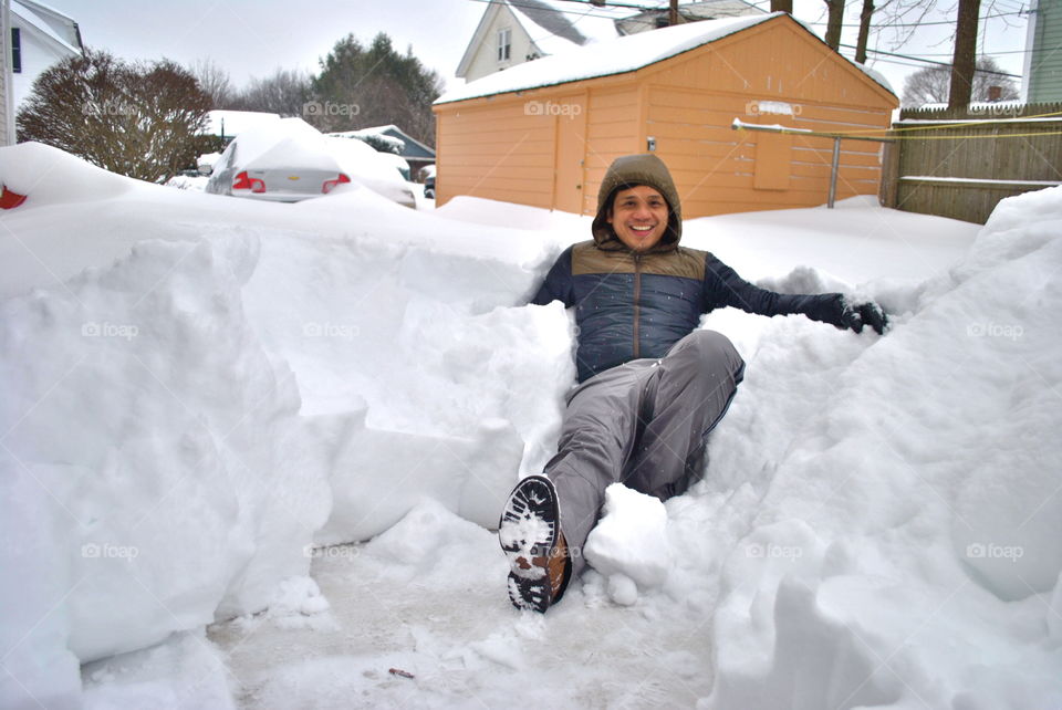 New England Snow. first major snowstorm of 2015 in New England dumped 32 inches of snow