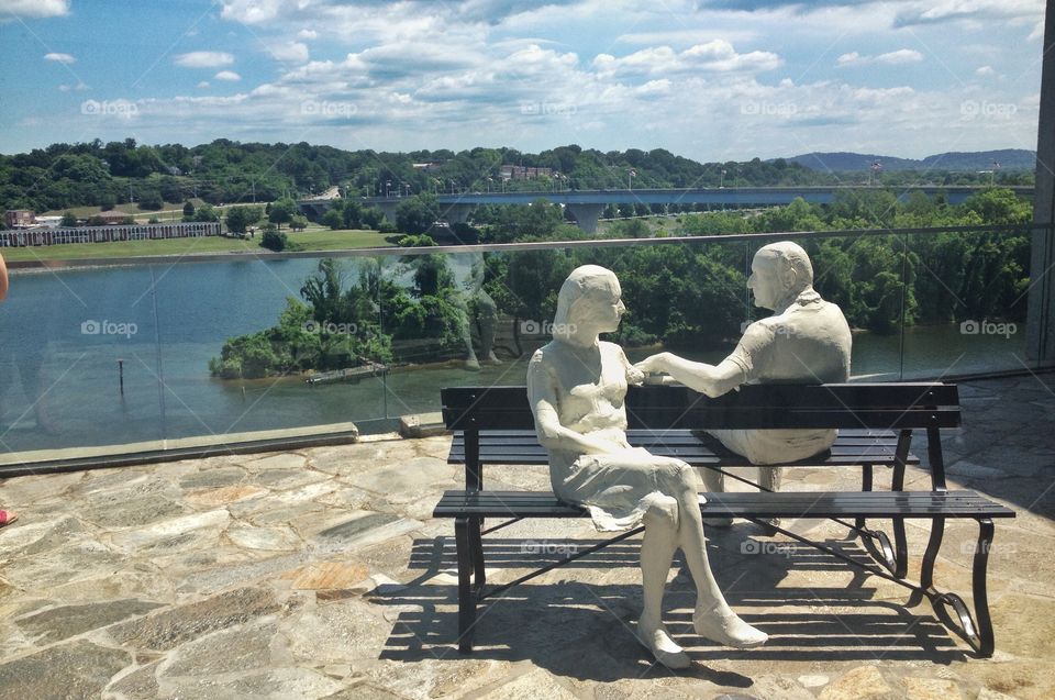 Chatting statues.
Art Museum of Chattanooga, Tennessee.