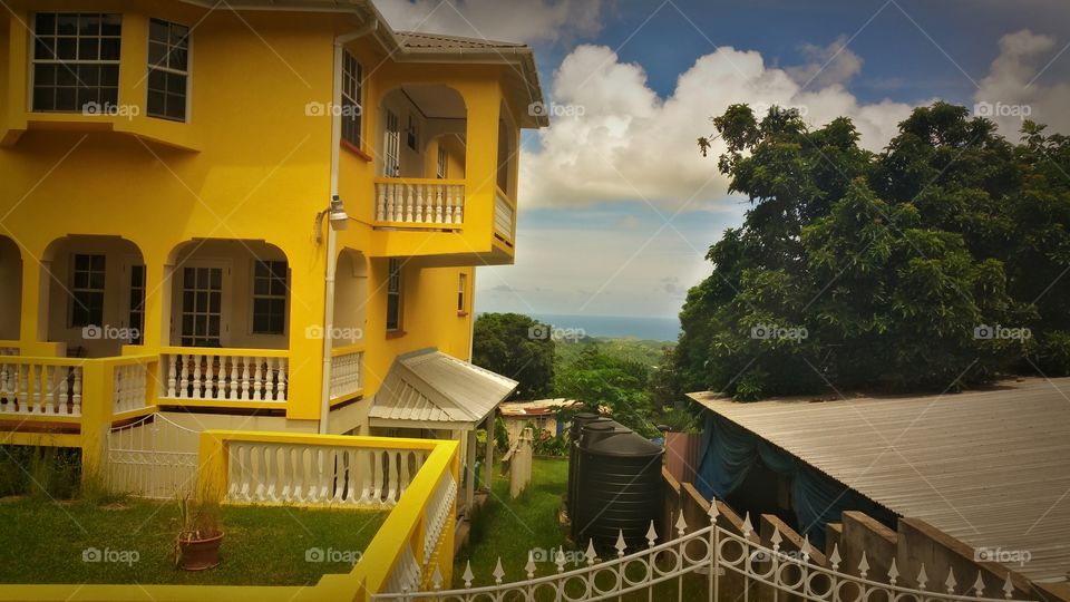 Cutest yellow home overlooking the North Atlantic ocean..In barbados🌴