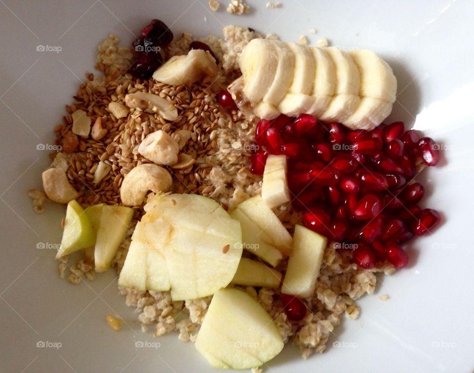 Oat meal with fruits and nuts 