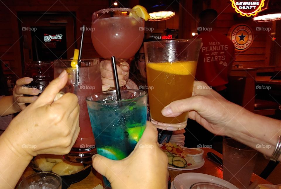 Let's make a toast! Happy hour time. Cheers to a wonderful evening and a night to remember with my awesome friends!