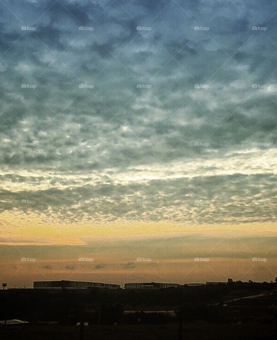 🌄🇺🇸 An extremely beautiful dawn in Jundiaí, interior of Brazil. Cheer the nature! / 🇧🇷 Um amanhecer extremamente bonito em Jundiaí, interior do Brasil. Viva a natureza! 