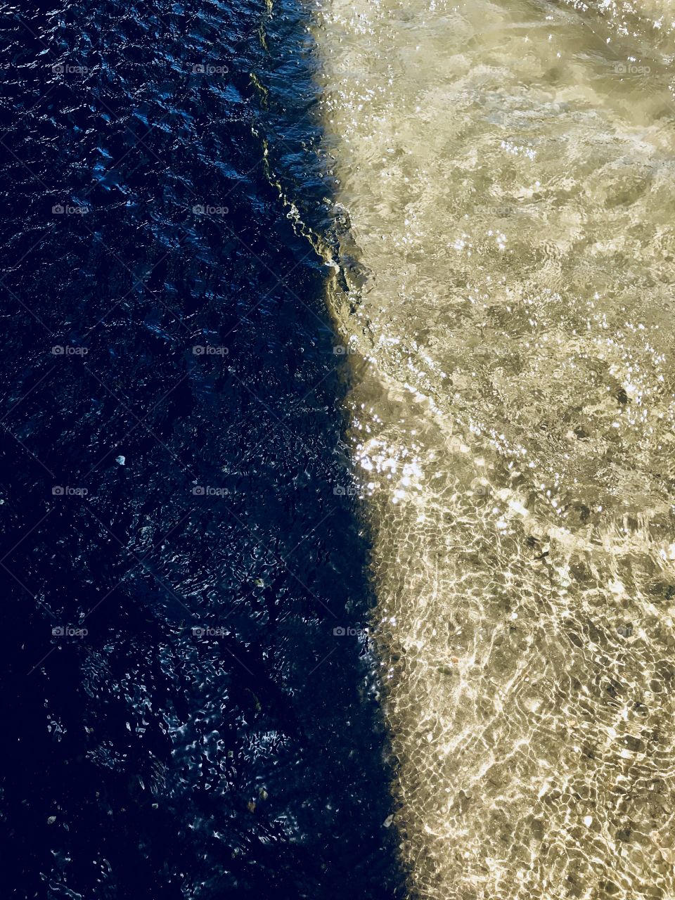 The shadow and the ripples 