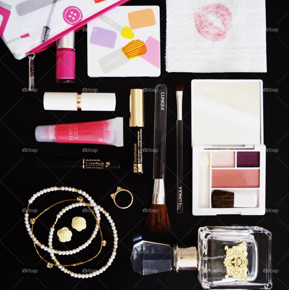 Inside My Makeup Bag