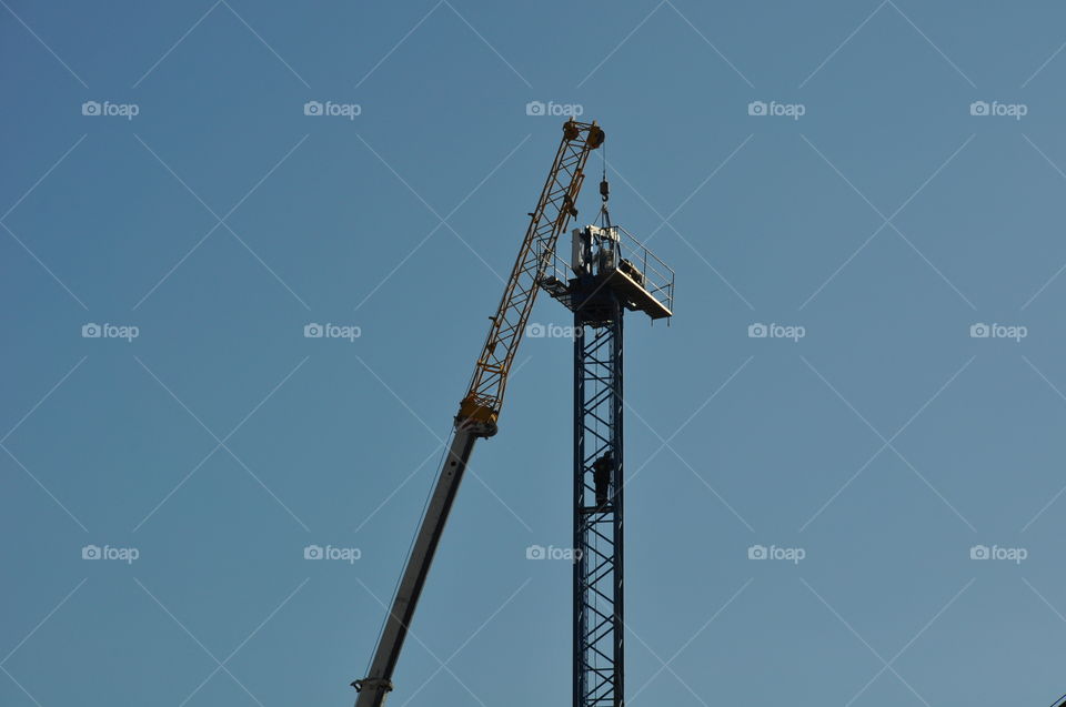 building a tower crane